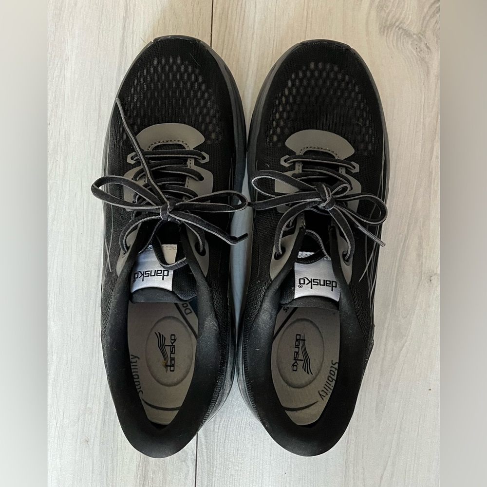 Dansko stability sneakers size 38